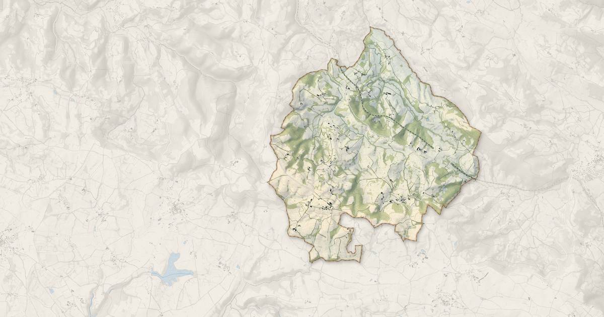 Portrait cartographique de Escandolières : relief, eau, forêts, bâti et voies, calculés à partir des données de l'IGN