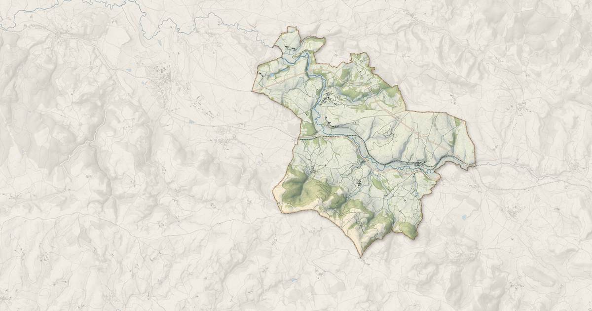Portrait cartographique de Gaillac-d'Aveyron : relief, eau, forêts, bâti et voies, calculés à partir des données de l'IGN