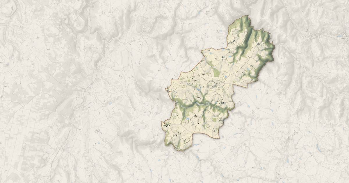 Portrait cartographique de Galgan : relief, eau, forêts, bâti et voies, calculés à partir des données de l'IGN