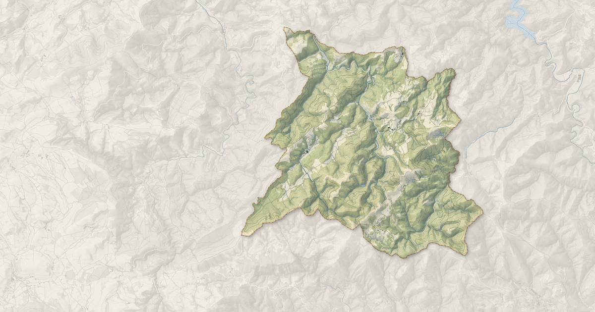 Portrait cartographique de Mélagues : relief, eau, forêts, bâti et voies, calculés à partir des données de l'IGN