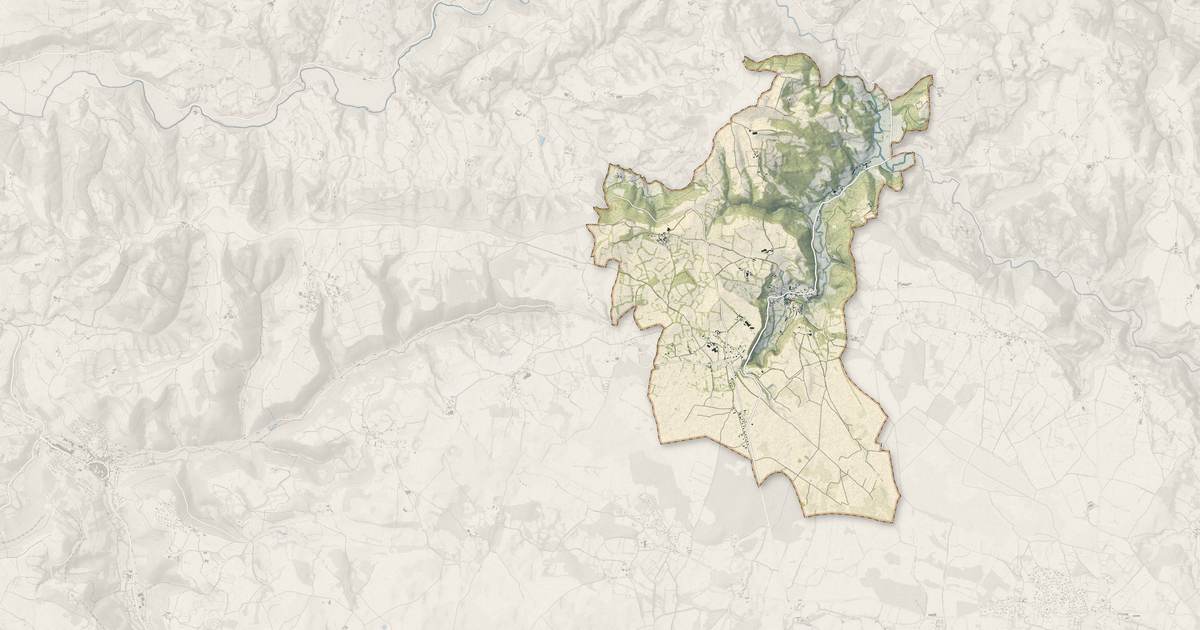 Portrait cartographique de Muret-le-Château : relief, eau, forêts, bâti et voies, calculés à partir des données de l'IGN