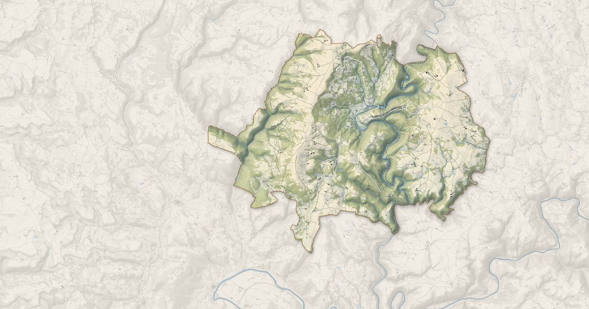 Portrait cartographique de Najac : relief, eau, forêts, bâti et voies, calculés à partir des données de l'IGN