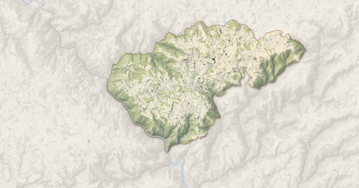 Portrait cartographique de Le Nayrac : relief, eau, forêts, bâti et voies, calculés à partir des données de l'IGN