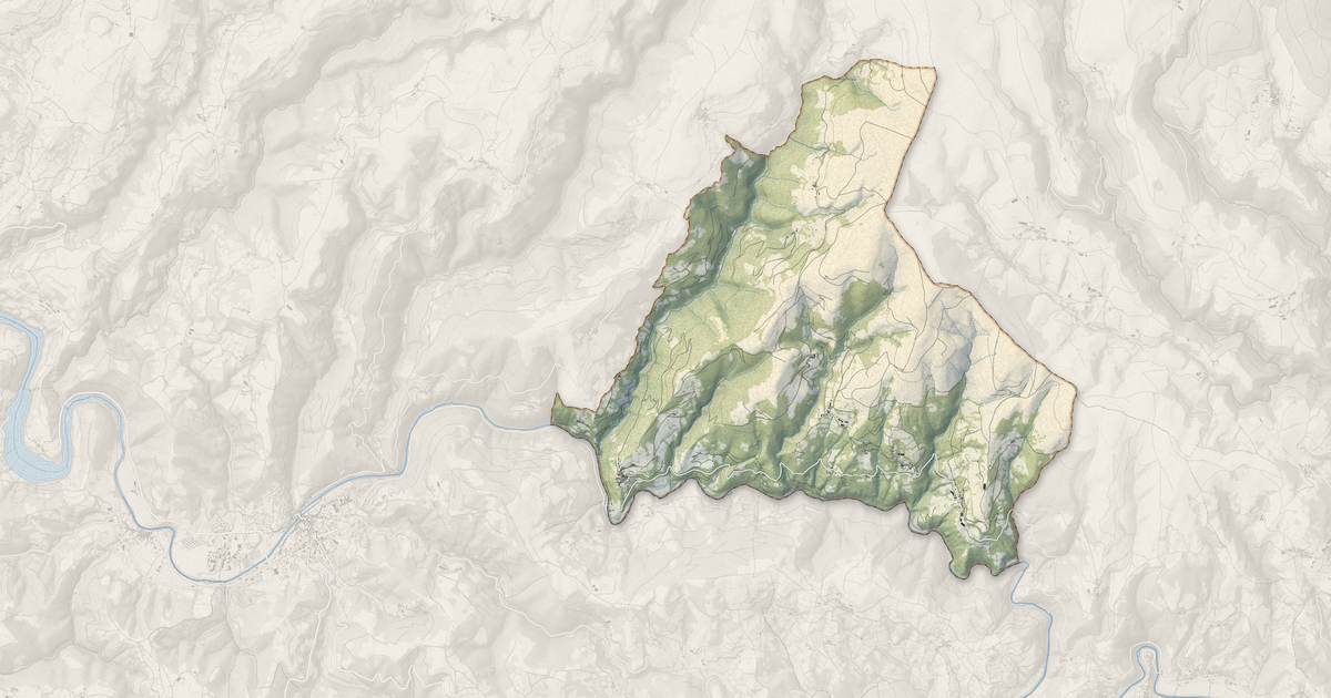 Portrait cartographique de Pomayrols : relief, eau, forêts, bâti et voies, calculés à partir des données de l'IGN