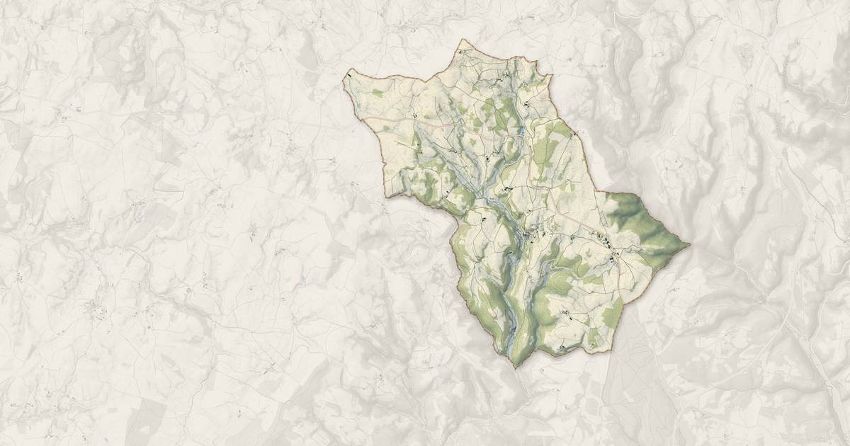 Portrait cartographique de Saint-Léons : relief, eau, forêts, bâti et voies, calculés à partir des données de l'IGN