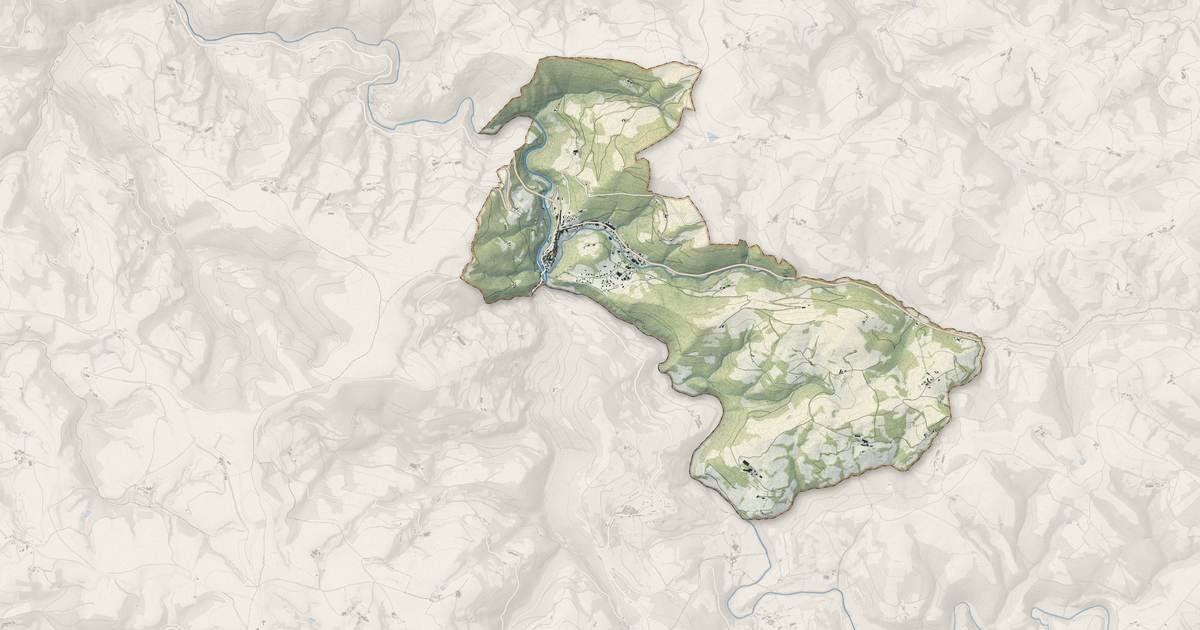 Portrait cartographique de Saint-Sernin-sur-Rance : relief, eau, forêts, bâti et voies, calculés à partir des données de l'IGN