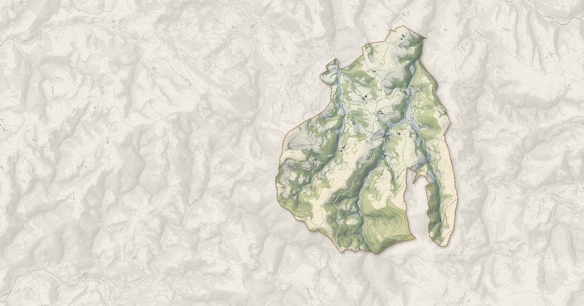 Portrait cartographique de Saint-Sever-du-Moustier : relief, eau, forêts, bâti et voies, calculés à partir des données de l'IGN