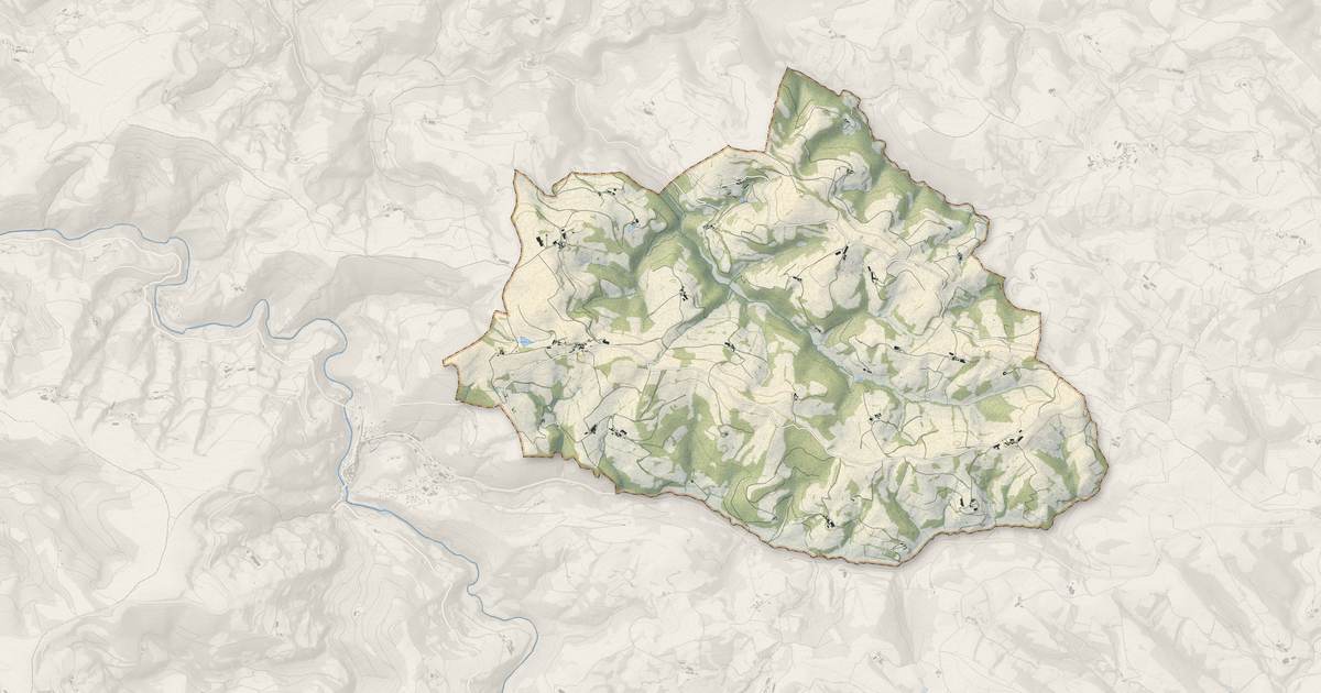 Portrait cartographique de La Serre : relief, eau, forêts, bâti et voies, calculés à partir des données de l'IGN