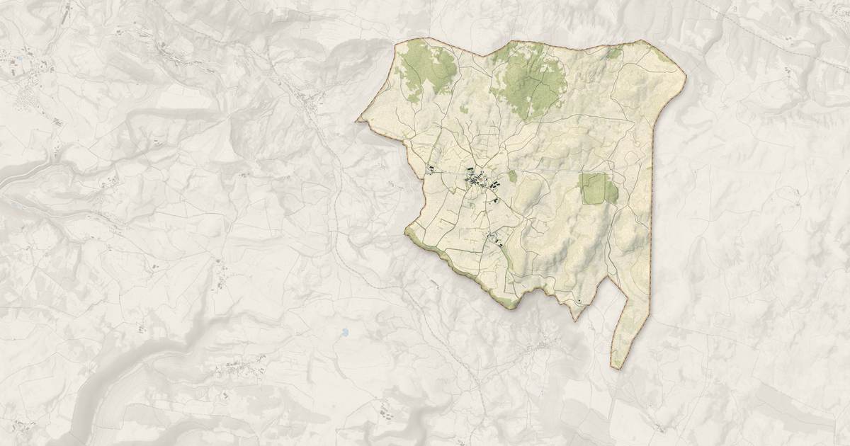 Portrait cartographique de Viala-du-Pas-de-Jaux : relief, eau, forêts, bâti et voies, calculés à partir des données de l'IGN