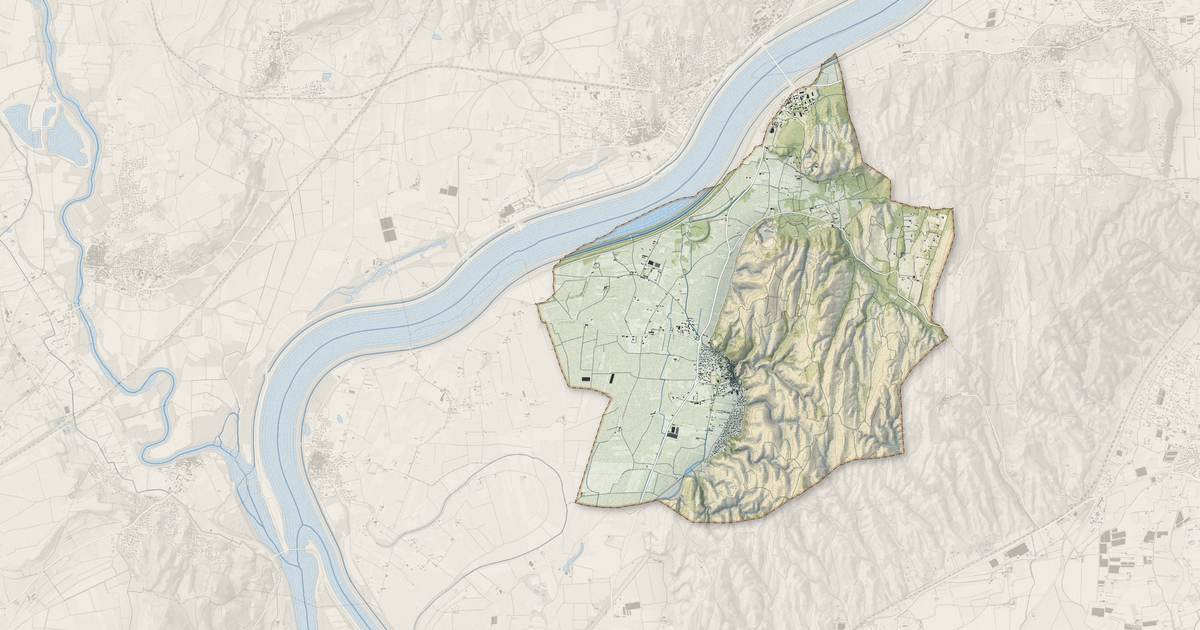 Portrait cartographique de Boulbon : relief, eau, forêts, bâti et voies, calculés à partir des données de l'IGN
