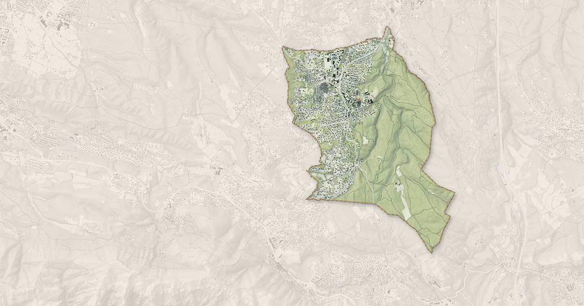 Portrait cartographique de Gréasque : relief, eau, forêts, bâti et voies, calculés à partir des données de l'IGN