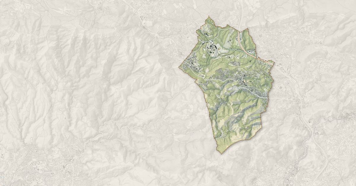 Portrait cartographique de Peypin : relief, eau, forêts, bâti et voies, calculés à partir des données de l'IGN