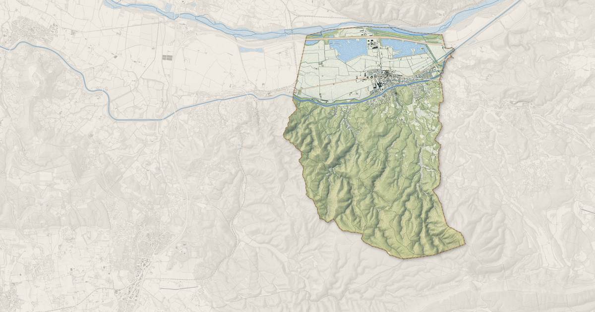 Portrait cartographique de Peyrolles-en-Provence : relief, eau, forêts, bâti et voies, calculés à partir des données de l'IGN