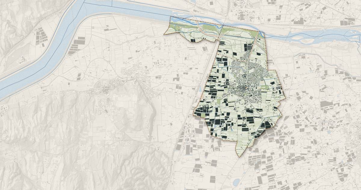 Portrait cartographique de Rognonas : relief, eau, forêts, bâti et voies, calculés à partir des données de l'IGN