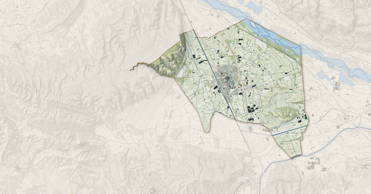 Portrait cartographique de Sénas : relief, eau, forêts, bâti et voies, calculés à partir des données de l'IGN
