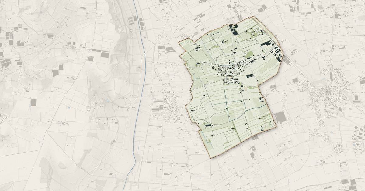 Portrait cartographique de Verquières : relief, eau, forêts, bâti et voies, calculés à partir des données de l'IGN
