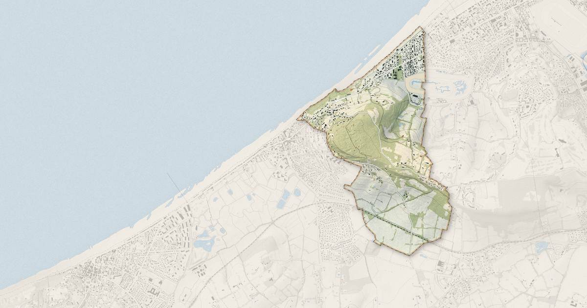 Portrait cartographique de Benerville-sur-Mer : relief, eau, forêts, bâti et voies, calculés à partir des données de l'IGN