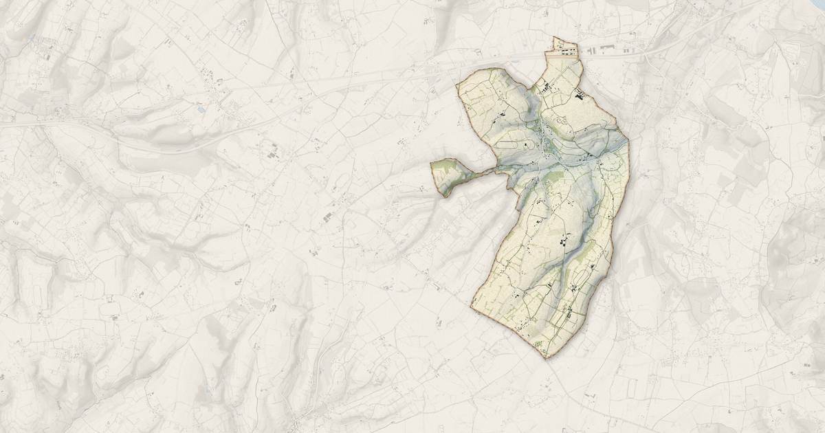 Portrait cartographique de Clarbec : relief, eau, forêts, bâti et voies, calculés à partir des données de l'IGN