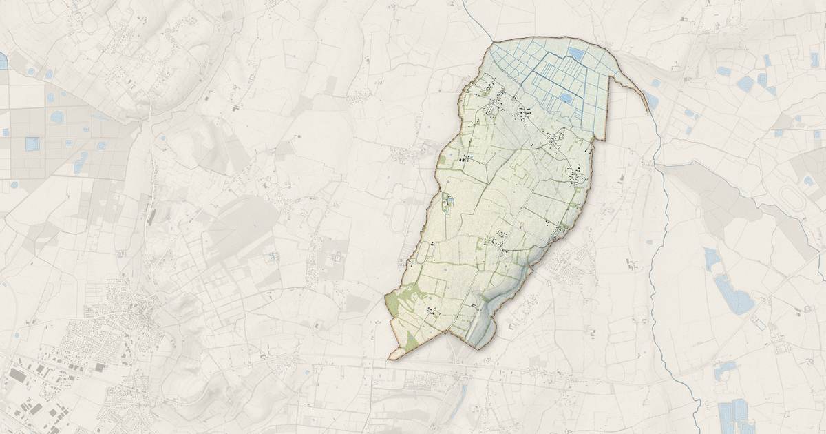 Portrait cartographique de Cléville : relief, eau, forêts, bâti et voies, calculés à partir des données de l'IGN