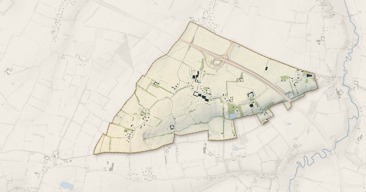 Portrait cartographique de Cussy : relief, eau, forêts, bâti et voies, calculés à partir des données de l'IGN