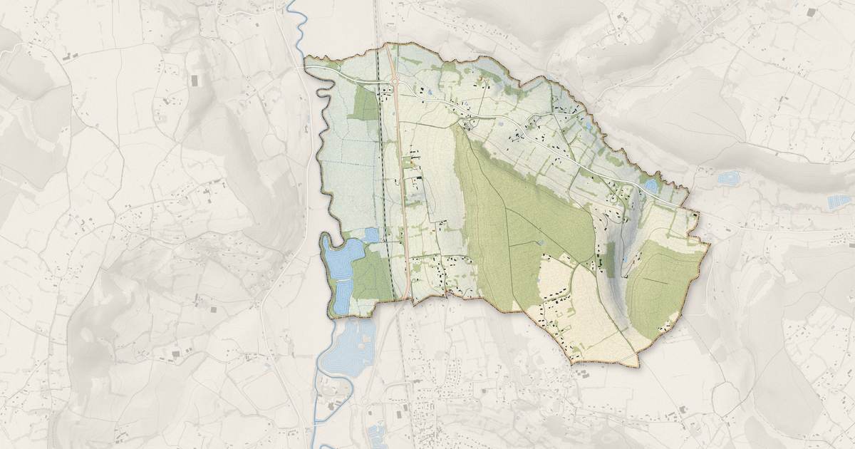 Portrait cartographique de Fierville-les-Parcs : relief, eau, forêts, bâti et voies, calculés à partir des données de l'IGN