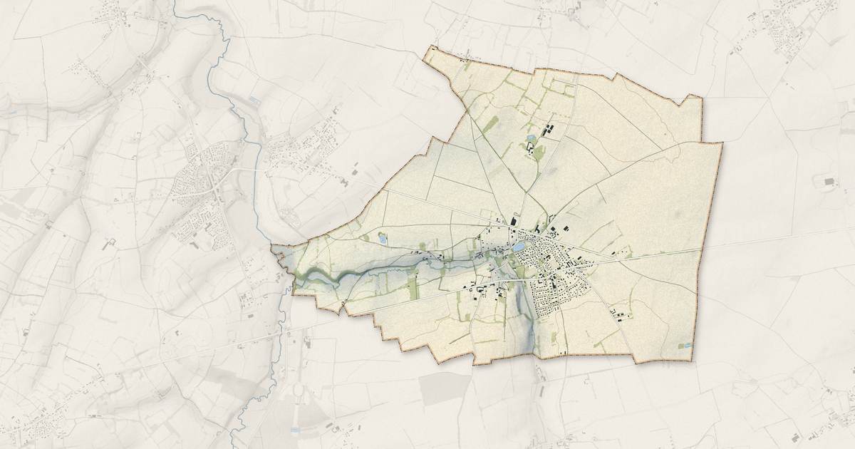 Portrait cartographique de Fontenay-le-Pesnel : relief, eau, forêts, bâti et voies, calculés à partir des données de l'IGN