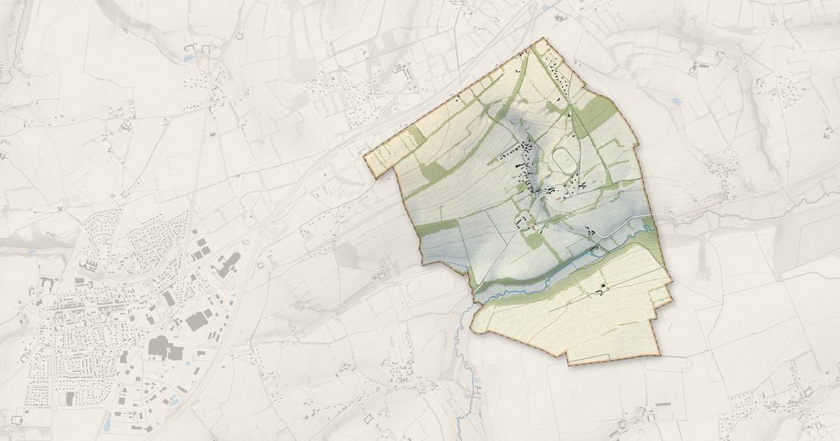 Portrait cartographique de Parfouru-sur-Odon : relief, eau, forêts, bâti et voies, calculés à partir des données de l'IGN