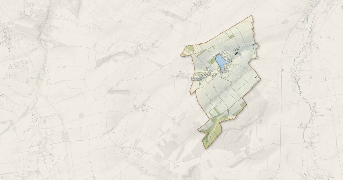 Portrait cartographique de Perrières : relief, eau, forêts, bâti et voies, calculés à partir des données de l'IGN