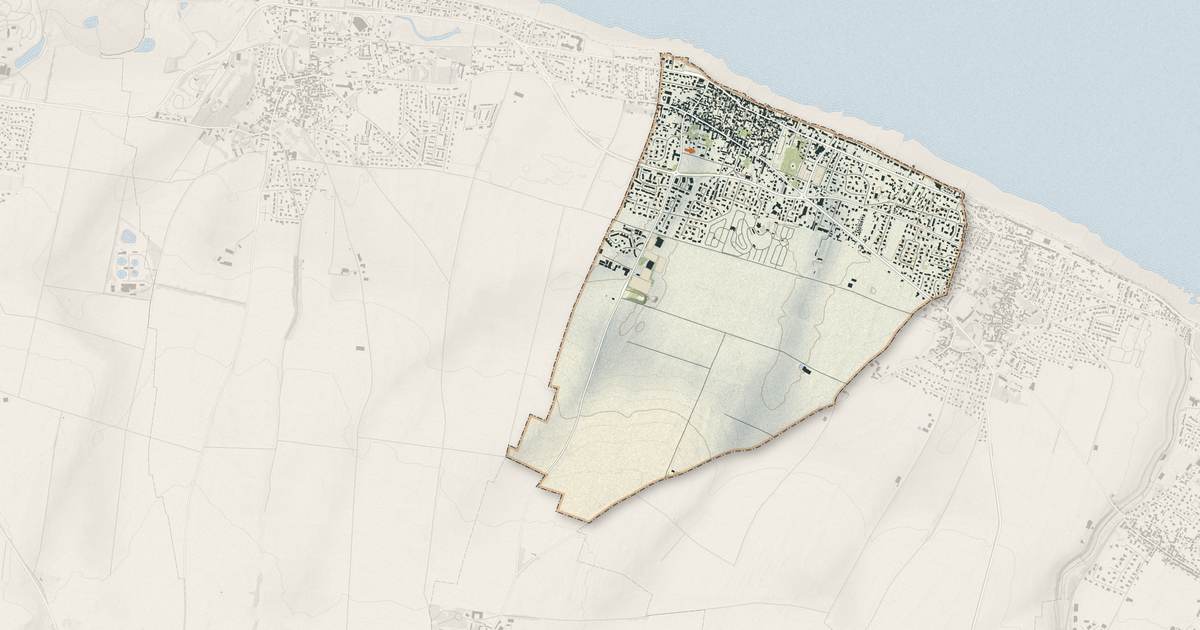 Portrait cartographique de Saint-Aubin-sur-Mer : relief, eau, forêts, bâti et voies, calculés à partir des données de l'IGN