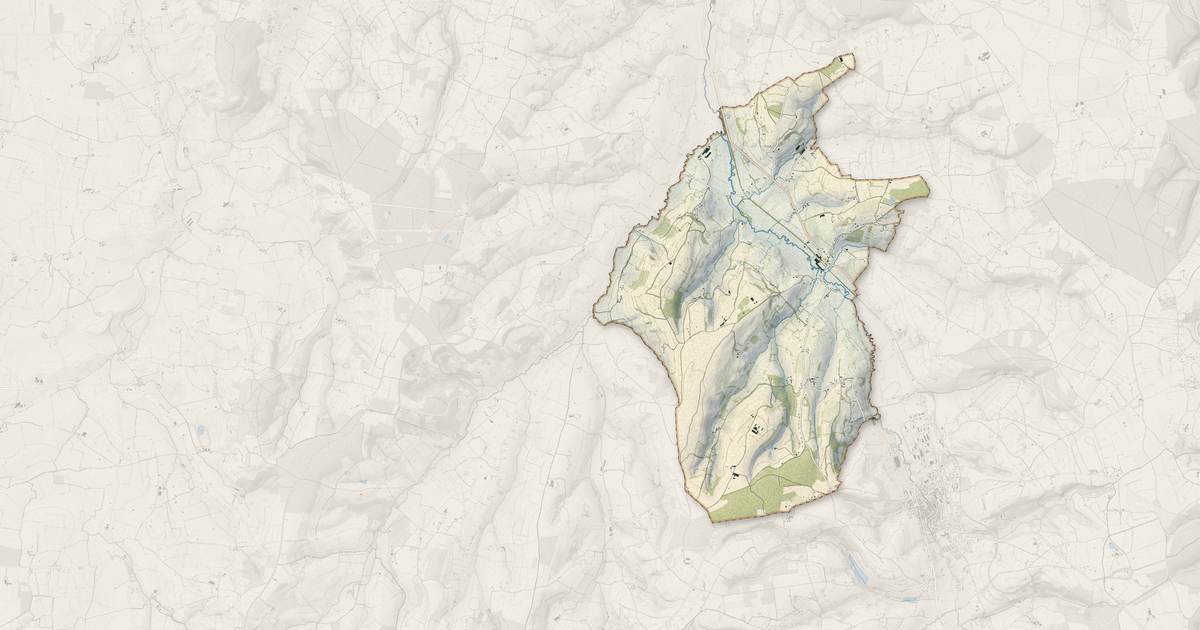 Portrait cartographique de Val-de-Vie : relief, eau, forêts, bâti et voies, calculés à partir des données de l'IGN