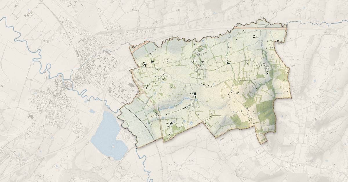 Portrait cartographique de Saint-Julien-sur-Calonne : relief, eau, forêts, bâti et voies, calculés à partir des données de l'IGN