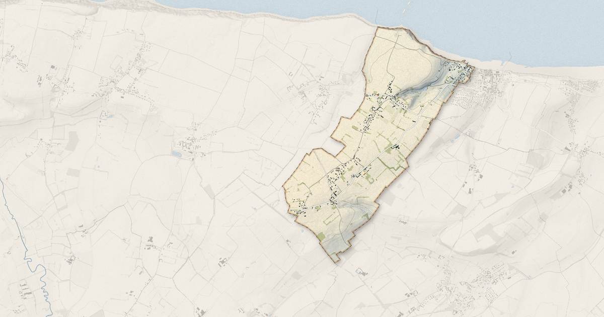 Portrait cartographique de Tracy-sur-Mer : relief, eau, forêts, bâti et voies, calculés à partir des données de l'IGN