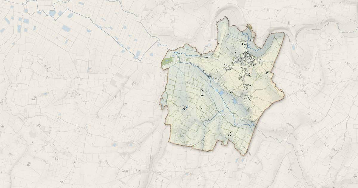Portrait cartographique de Trévières : relief, eau, forêts, bâti et voies, calculés à partir des données de l'IGN