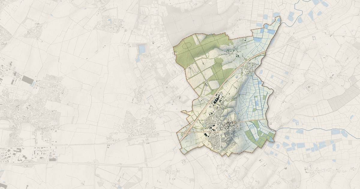 Portrait cartographique de Troarn : relief, eau, forêts, bâti et voies, calculés à partir des données de l'IGN