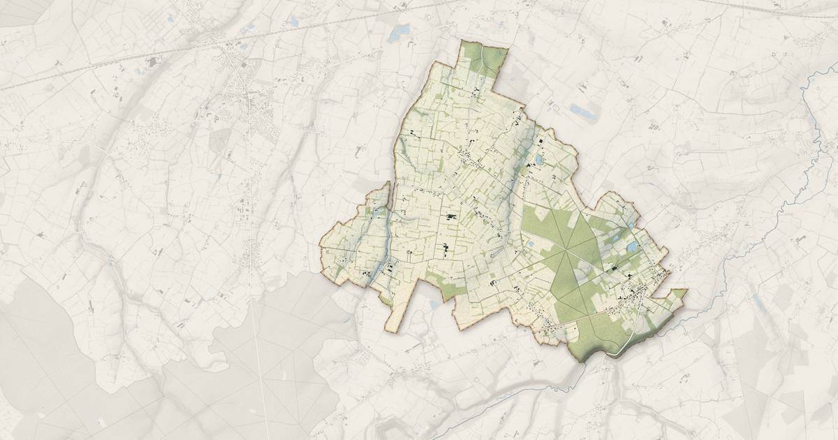Portrait cartographique de Le Tronquay : relief, eau, forêts, bâti et voies, calculés à partir des données de l'IGN