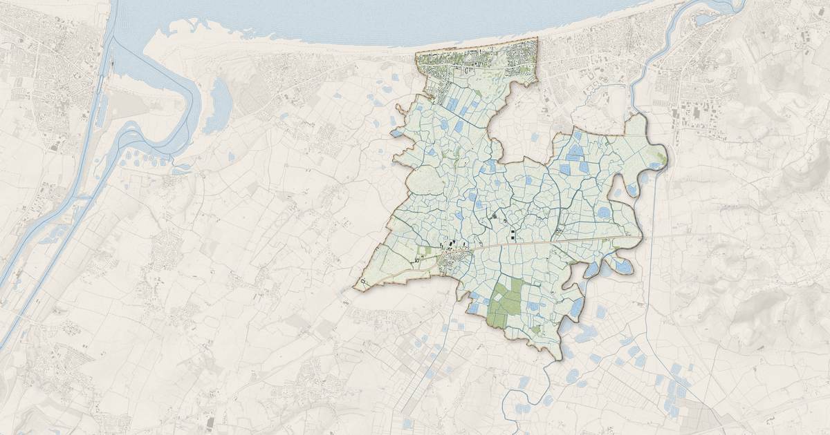 Portrait cartographique de Varaville : relief, eau, forêts, bâti et voies, calculés à partir des données de l'IGN