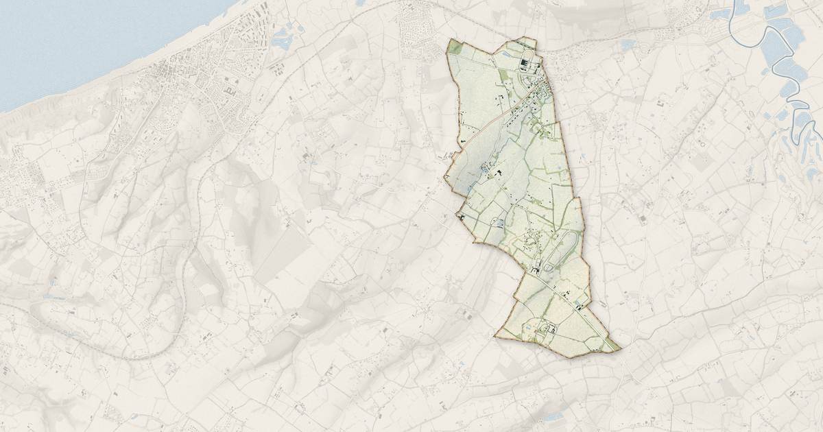 Portrait cartographique de Vauville : relief, eau, forêts, bâti et voies, calculés à partir des données de l'IGN