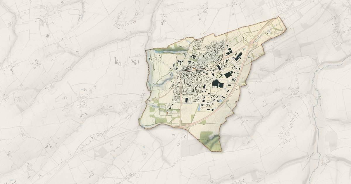 Portrait cartographique de Villers-Bocage : relief, eau, forêts, bâti et voies, calculés à partir des données de l'IGN