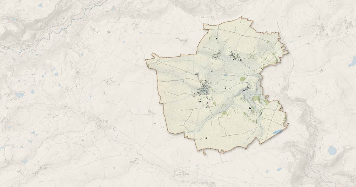 Portrait cartographique de Coltines : relief, eau, forêts, bâti et voies, calculés à partir des données de l'IGN