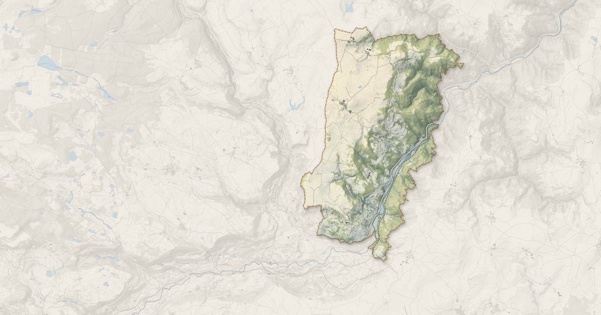 Portrait cartographique de Joursac : relief, eau, forêts, bâti et voies, calculés à partir des données de l'IGN