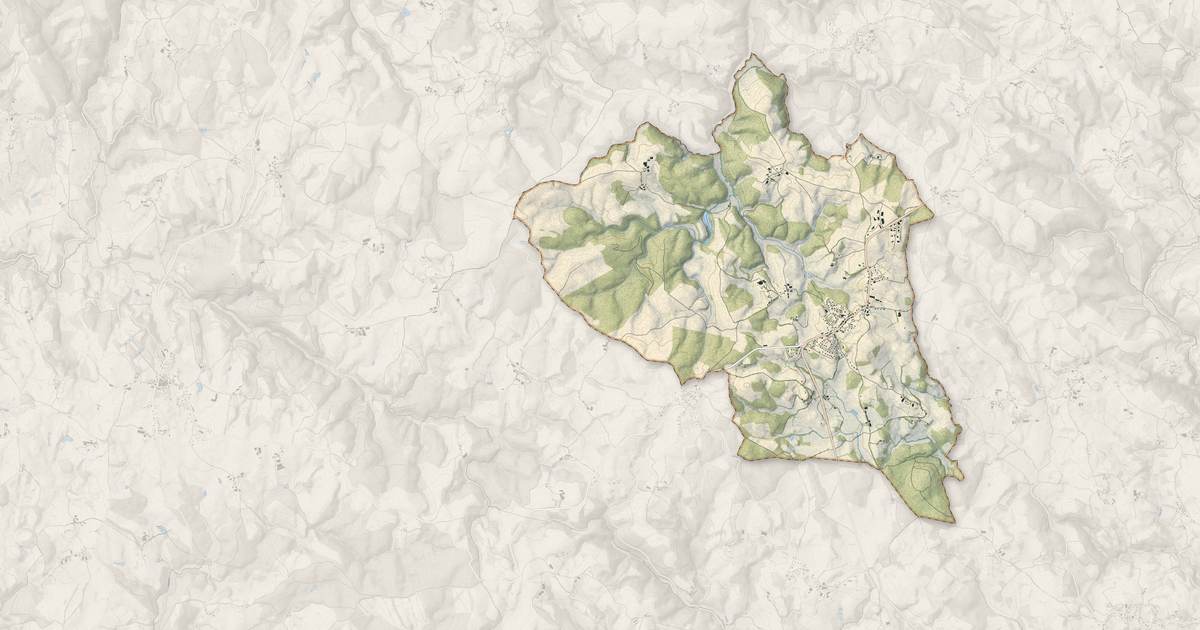 Portrait cartographique de Lafeuillade-en-Vézie : relief, eau, forêts, bâti et voies, calculés à partir des données de l'IGN