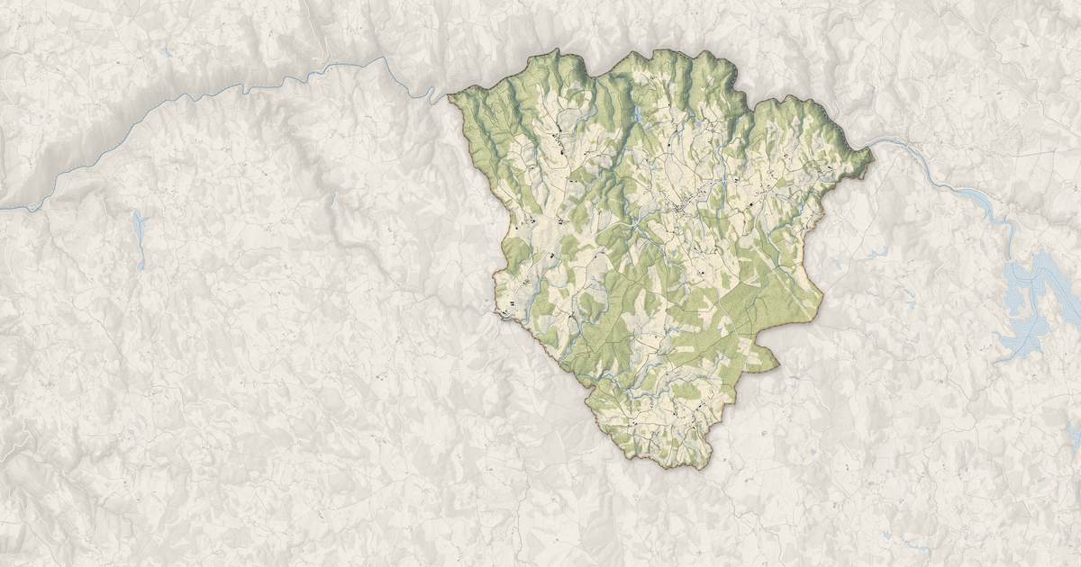Portrait cartographique de Siran : relief, eau, forêts, bâti et voies, calculés à partir des données de l'IGN