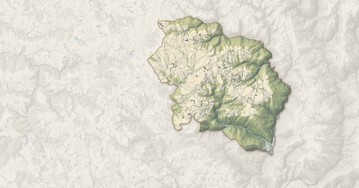 Portrait cartographique de Teissières-lès-Bouliès : relief, eau, forêts, bâti et voies, calculés à partir des données de l'IGN