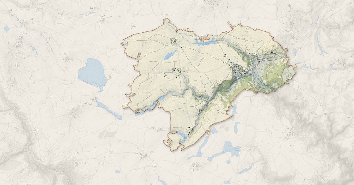Portrait cartographique de Les Ternes : relief, eau, forêts, bâti et voies, calculés à partir des données de l'IGN
