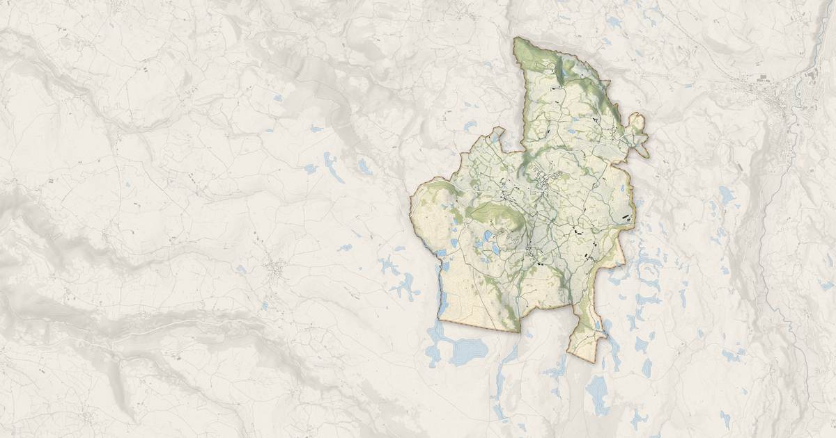 Portrait cartographique de Valette : relief, eau, forêts, bâti et voies, calculés à partir des données de l'IGN