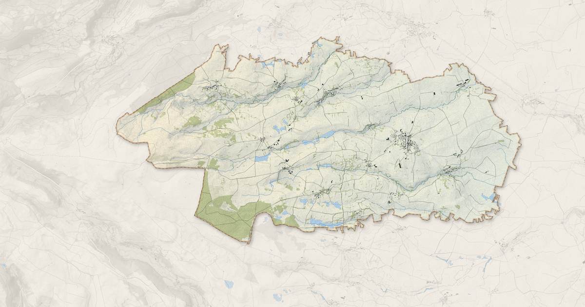 Portrait cartographique de Valuéjols : relief, eau, forêts, bâti et voies, calculés à partir des données de l'IGN