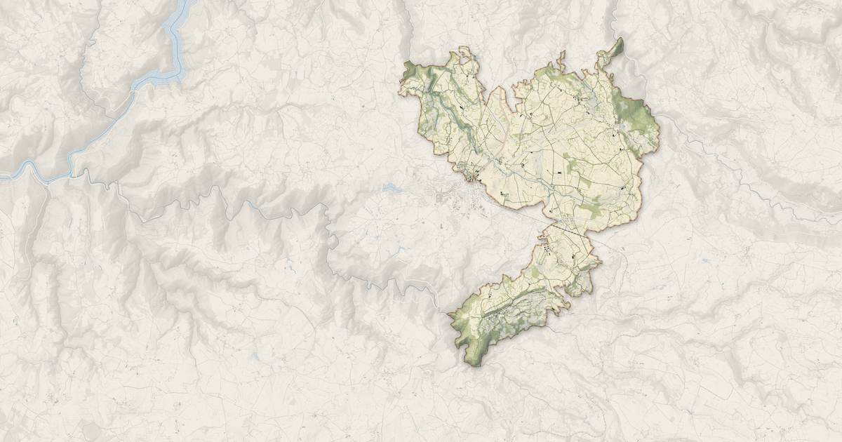 Portrait cartographique de Le Vigean : relief, eau, forêts, bâti et voies, calculés à partir des données de l'IGN