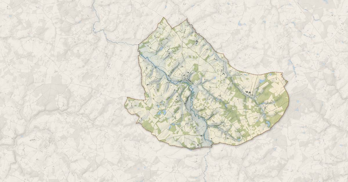 Portrait cartographique de Alloue : relief, eau, forêts, bâti et voies, calculés à partir des données de l'IGN