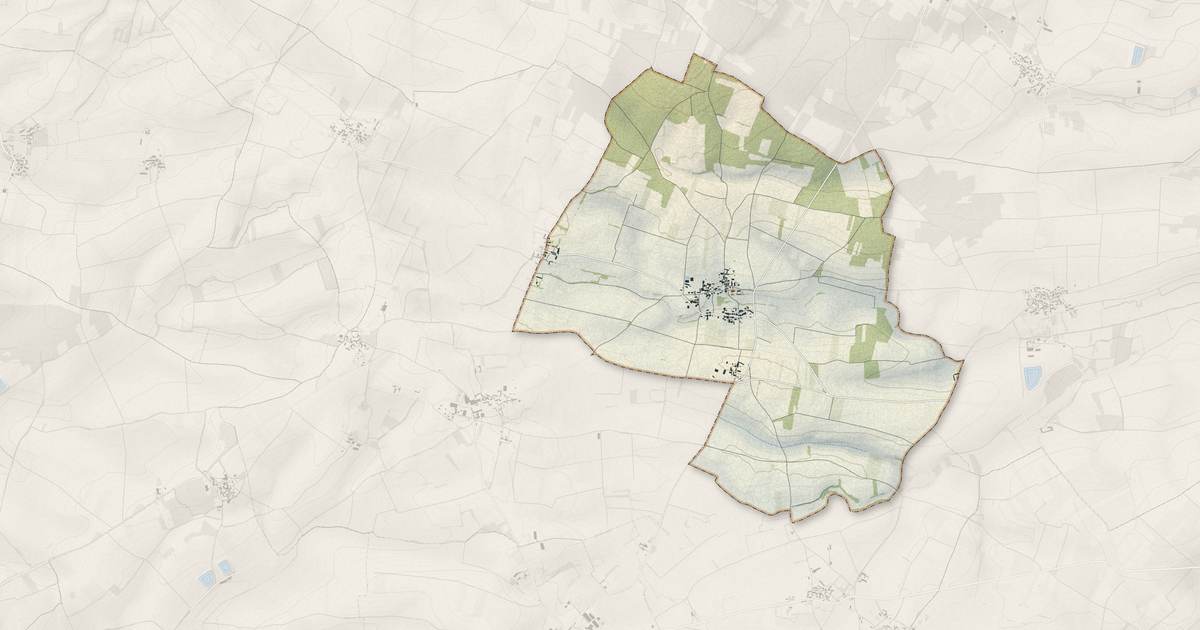 Portrait cartographique de Barbezières : relief, eau, forêts, bâti et voies, calculés à partir des données de l'IGN