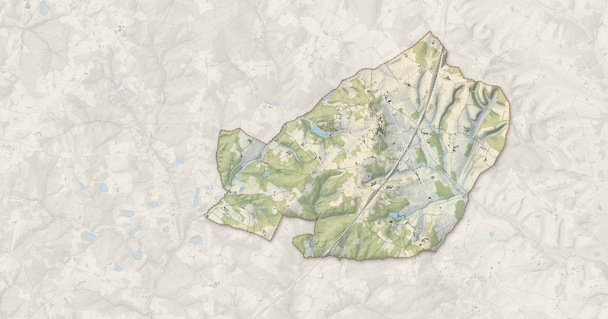 Portrait cartographique de Brossac : relief, eau, forêts, bâti et voies, calculés à partir des données de l'IGN